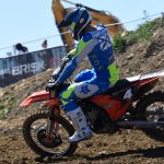 VIDEO: Druhý závod motokrosového MČR pořádal MS Kluky v Jiníně. Přijela i nová česká hvězda Julius Mikula