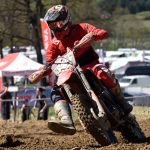 VIDEO: Druhý závod motokrosového MČR pořádal MS Kluky v Jiníně. Přijela i nová česká hvězda Julius Mikula