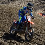VIDEO: Druhý závod motokrosového MČR pořádal MS Kluky v Jiníně. Přijela i nová česká hvězda Julius Mikula
