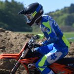 VIDEO: Druhý závod motokrosového MČR pořádal MS Kluky v Jiníně. Přijela i nová česká hvězda Julius Mikula