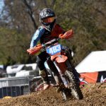 VIDEO: Druhý závod motokrosového MČR pořádal MS Kluky v Jiníně. Přijela i nová česká hvězda Julius Mikula