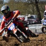 VIDEO: Druhý závod motokrosového MČR pořádal MS Kluky v Jiníně. Přijela i nová česká hvězda Julius Mikula