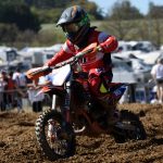 VIDEO: Druhý závod motokrosového MČR pořádal MS Kluky v Jiníně. Přijela i nová česká hvězda Julius Mikula