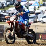 VIDEO: Druhý závod motokrosového MČR pořádal MS Kluky v Jiníně. Přijela i nová česká hvězda Julius Mikula