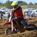 VIDEO: Druhý závod motokrosového MČR pořádal MS Kluky v Jiníně. Přijela i nová česká hvězda Julius Mikula