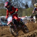 VIDEO: Druhý závod motokrosového MČR pořádal MS Kluky v Jiníně. Přijela i nová česká hvězda Julius Mikula