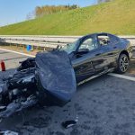 Video z vážné nehody na dálnici D3. Řidič osobního auta narazil do stojící kolony kamionů