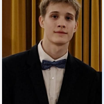 Hudba mě provází od dětství. Teď si plním sen, říká zpěvák Tom NaLambo