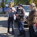 VIDEO: Veteráni prvomájových Petrovic se vrátili ke své tradici. Vyrazili na 1. máje
