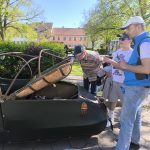VIDEO: Veteráni prvomájových Petrovic se vrátili ke své tradici. Vyrazili na 1. máje