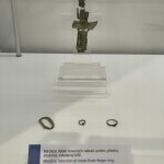 Bronzové kruhy z Písecka patří k pravým jihočeským nálezům. Nová výstava představuje archeologické nálezy z trasy D4