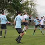 Fotbal: Fanoušci řeší sestupy i Novotného gól Ševětínu. Neplachov v derby srovnal krok