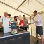VIDEO: Soutěžící vařili guláš čtyři hodiny. Ondra Slanina z pořadu Kluci v akci předvedl půlhodinový recept