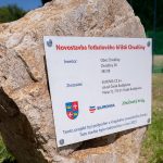 Ve Chvalšinách slavnostně otevřeli nové hřiště. Pokřtila ho exhibice plná gólů
