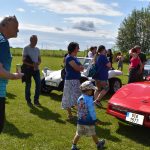 VIDEO. Do Slap u Tábora se sjely historické motorky a auta. Překvapením byla exhibice repliky letounu Avia C4