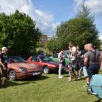 VIDEO. Do Slap u Tábora se sjely historické motorky a auta. Překvapením byla exhibice repliky letounu Avia C4
