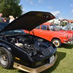 VIDEO. Do Slap u Tábora se sjely historické motorky a auta. Překvapením byla exhibice repliky letounu Avia C4