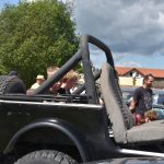 VIDEO. Do Slap u Tábora se sjely historické motorky a auta. Překvapením byla exhibice repliky letounu Avia C4