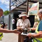 VIDEO. Do Slap u Tábora se sjely historické motorky a auta. Překvapením byla exhibice repliky letounu Avia C4