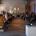 Do Křižíkovy elektrárny pozvali místní tvůrci. Charita Tábor pořádala benefici na pomoc rekonstrukci klokotského kostela