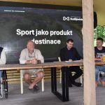 VIDEO: V Hluboké nad Vltavou otevřeli další hřiště a debatovali o přínosu sportu pro město