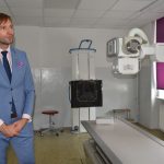 Ministr Adam Vojtěch trávil jako kluk prázdniny ve Veselíčku. V Milevsku si prohlédl polikliniku, prošel baziliku a viděl i tátovu školu