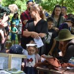 VIDEO: Zámecký park v Petrovicích žil mysliveckým dětským dnem