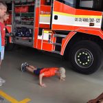 VIDEO: Zájemci z řad veřejnosti si v Táboře mohli vyzkoušet, co obnáší práce hasiče