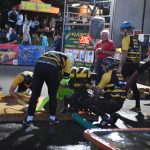 VIDEO. Táborská hasičská liga odstartovala nočním závodem v Tučapech. Některé týmy běžely v hustém dešti