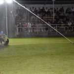 VIDEO. Táborská hasičská liga odstartovala nočním závodem v Tučapech. Některé týmy běžely v hustém dešti