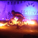 Koupaliště ve Volyni patřilo umění s ohněm a akrobacii