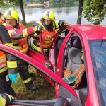 Nehoda v Chlumu u Třeboně: Šest zraněných, jedna žena v kritickém stavu