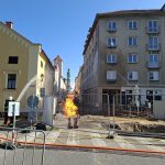 Aktualizováno. Únik plynu a zranění muže. V Českých Budějovicích byly uzavřeny Zátkovo nábřeží a Biskupská ulice