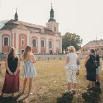 Co má společného hrušeň a sedlická krajka?