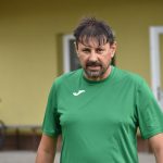 Střelské Hoštice po sestupu neskládají zbraně