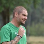 Střelské Hoštice po sestupu neskládají zbraně