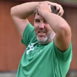Střelské Hoštice po sestupu neskládají zbraně
