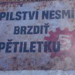 VIDEO: Křenovická jízda opět přilákala majitele veteránů i zástupy diváků