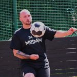 Kapr Cup potřetí. Nohejbalový turnaj v Řepici přilákal osm týmů i stovku diváků