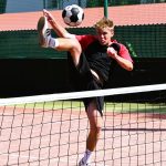 Kapr Cup potřetí. Nohejbalový turnaj v Řepici přilákal osm týmů i stovku diváků