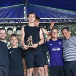Účastníci koloběžkové Grand Prix v Bechyni musí vypít na trase pivo i mléko