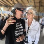Vernisáž v Křenovicích se vydařila. Výstava fotografií Jaroslava Joe Hübla pokračuje i v pondělí