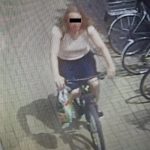 Policisté pátrají po cyklistce, která měla poničit bránu do areálu budějovické nemocnice