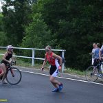 VIDEO: Sudoměřický triatlon přišel s novinkou v podobě štafet. Hlavní závod vyhrál Jan Havránek
