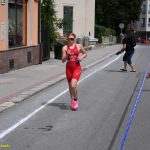 VIDEA: Jakub Mařík ovládl Evropský pohár juniorů v triatlonu. Edita Pozlerová skončila v Táboře těsně za elitní trojkou
