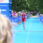 VIDEA: Jakub Mařík ovládl Evropský pohár juniorů v triatlonu. Edita Pozlerová skončila v Táboře těsně za elitní trojkou