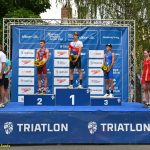 VIDEA: Jakub Mařík ovládl Evropský pohár juniorů v triatlonu. Edita Pozlerová skončila v Táboře těsně za elitní trojkou