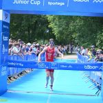 VIDEA: Jakub Mařík ovládl Evropský pohár juniorů v triatlonu. Edita Pozlerová skončila v Táboře těsně za elitní trojkou