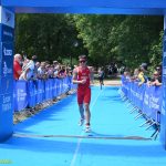 VIDEA: Jakub Mařík ovládl Evropský pohár juniorů v triatlonu. Edita Pozlerová skončila v Táboře těsně za elitní trojkou