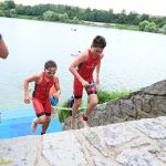 VIDEO: Táborští závodníci vybojovali v žákovských kategoriích na Táborském triatlonovém festivalu pět medailí